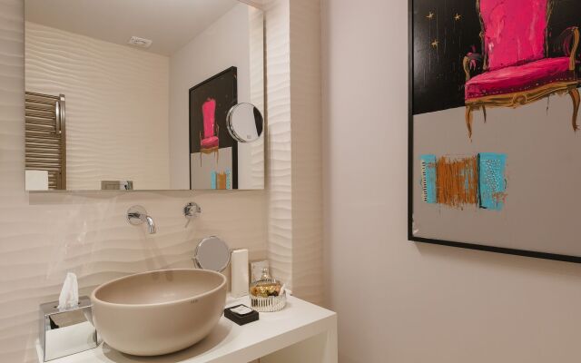 Rhea Silvia Luxury Navona