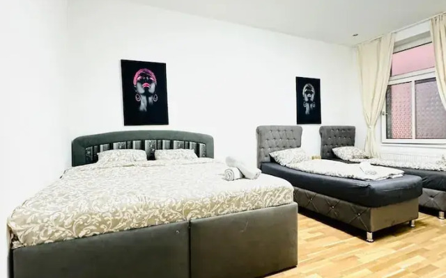 Stylish Studio Stay Near Augarten