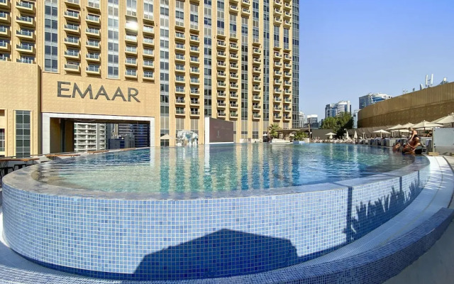 Elegant 1 Bedroom Overlooking Dubai Marina Canal