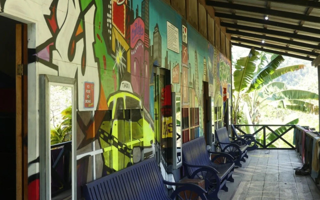Greengos Hotel