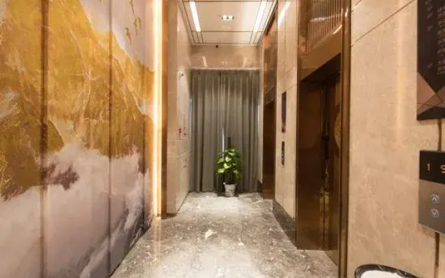 City Travel Hotel
