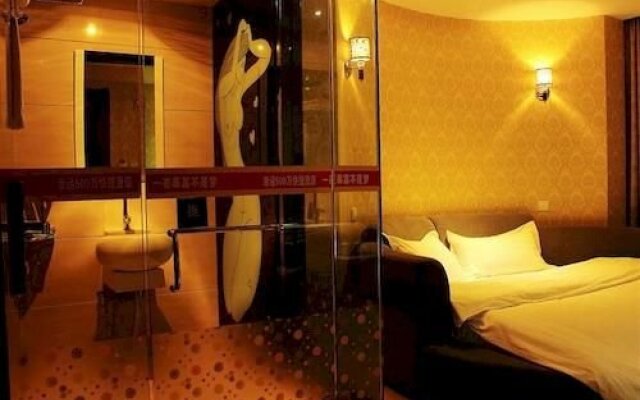 Yuxi Lucky 5 Million Fast Hotel