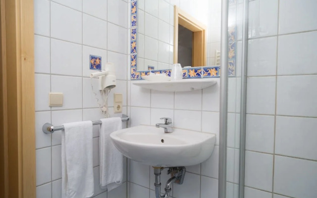 Alter Wirt Putzbrunn Hotel & Pension