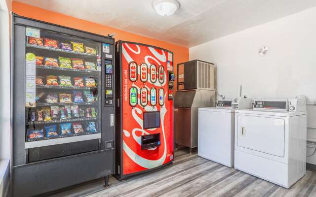 Motel 6 Barstow, CA - Route 66