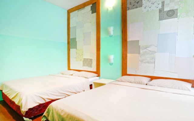 Rose Chamber Bed & Breakfast