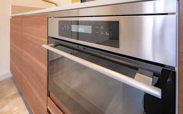 Luxurious Penthouse Newly Build just 7-Minutes from Rotterdam CS City app3