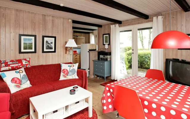 Cushy Holiday Home in Otterup near Sea