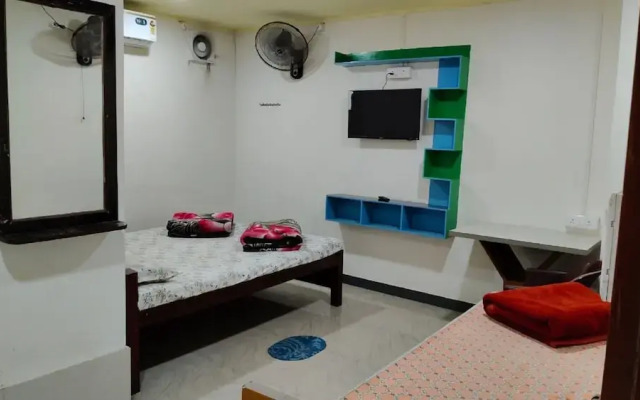 Thank You Lodge Near Apollo Hospital