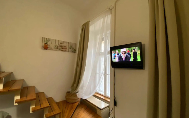 Nefelejcs near the Keleti railway station