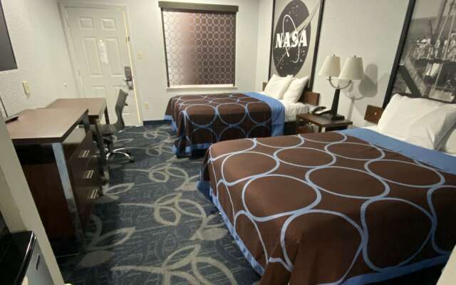 Super 8 by Wyndham Houston Hobby Airport South