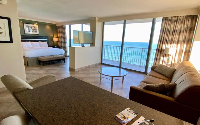 Radisson Suite Hotel Oceanfront