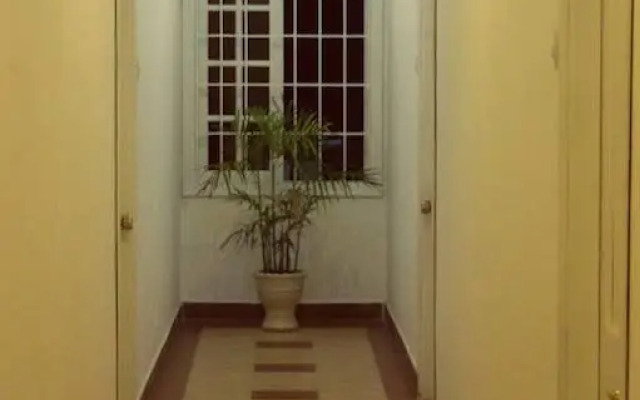 Pho Lanh Hotel
