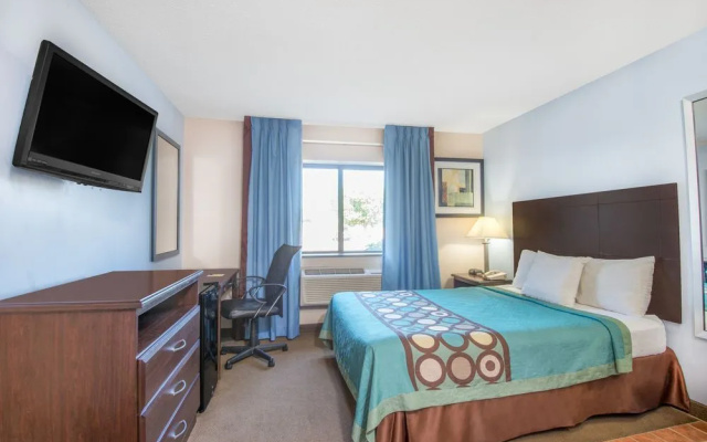 Super 8 Motel - Cleveland/n. Ridgeville
