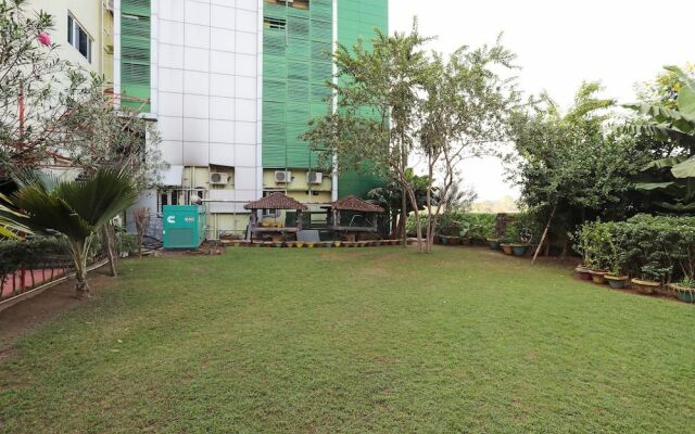 OYO 24971 Hotel South City