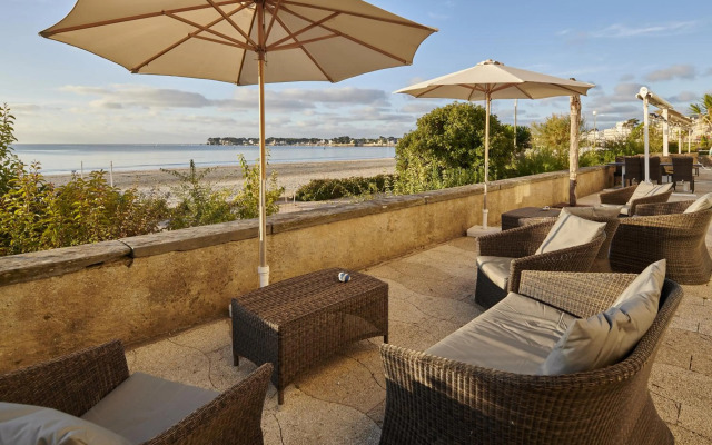 Hôtel Vacances Bleues Villa Caroline