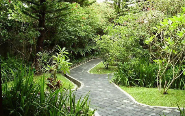 Champlung Mas Hotel Legian
