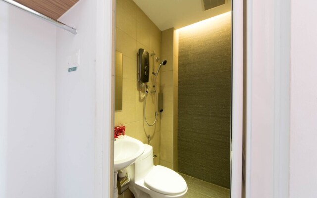 OYO 145 Sovotel Hotel Uptown 36