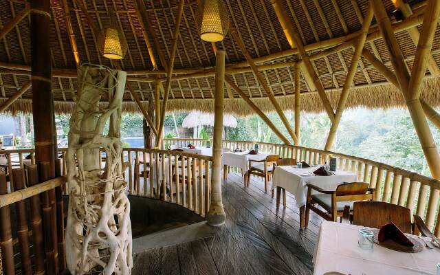 Tejaprana Resort & Spa