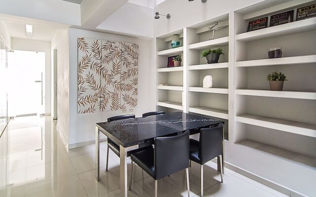 Apartamentos Lincoln Suites