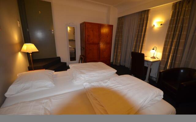 Malcot Hotel