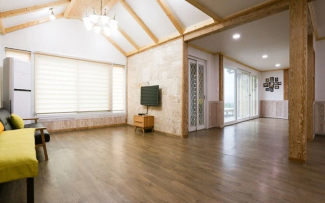 Yangpyeong Shija House Pension