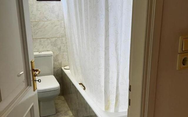 Thalatta and Oros Traditional Villa