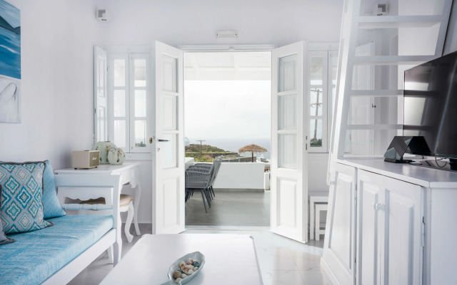 Oia Sunset Villas