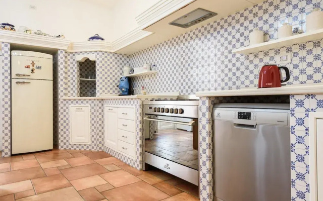 Palazzo Dello Spagnolo Suite