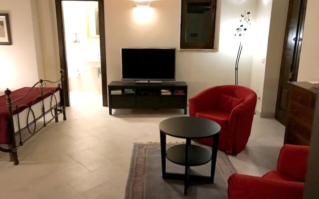 House With 4 Bedrooms in Montelaterone, With Wonderful Mountain View,