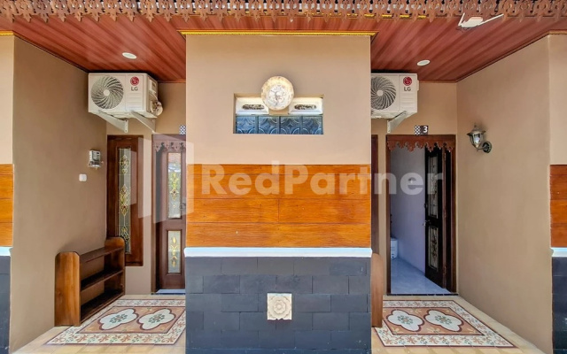 Janoko Guesthouse Syariah RedPartner – Guest Rooms – Rembang