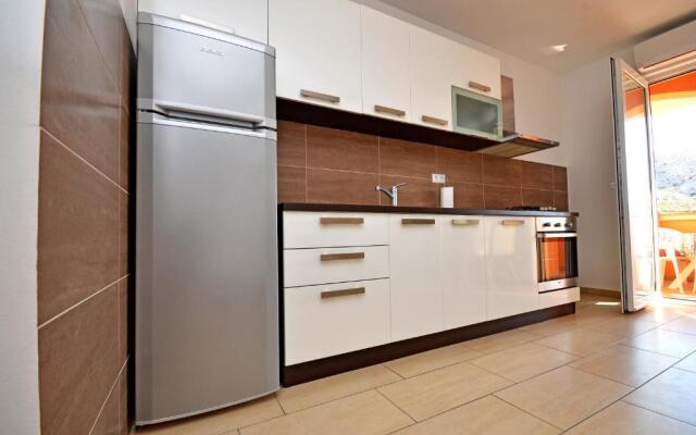 Apartments Jela