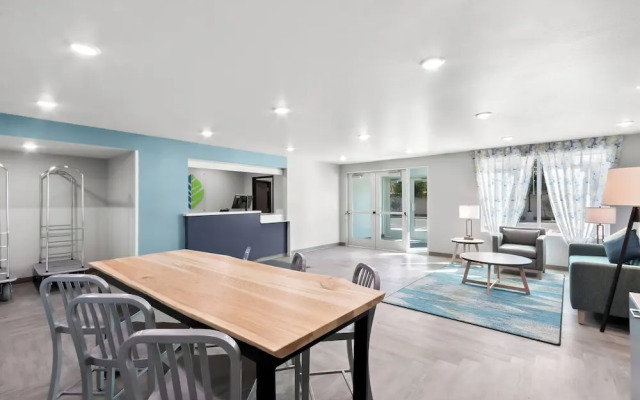 WoodSpring Suites Chandler Phoenix Medical Center