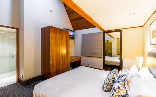 Distinction Te Anau Hotel And Villas