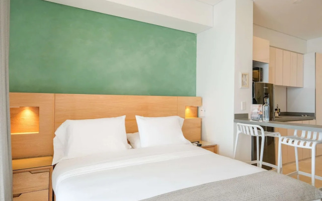 w Remarkable 1BR w Ocean View in Crespo