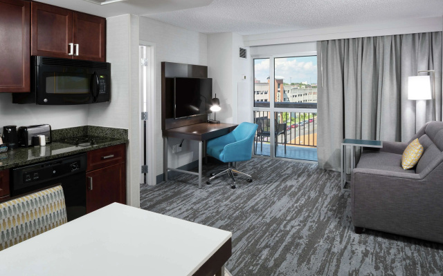 Hampton Inn & Suites Memphis-Beale Street