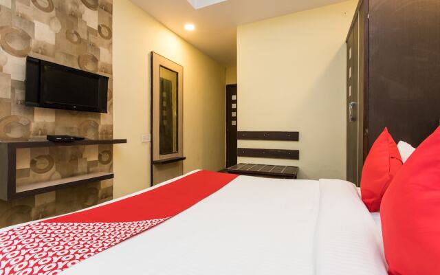 OYO Flagship 17390 Hotel Aaram MG Road