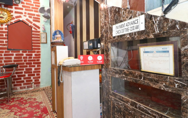 Oyo 30935 Appna Ghar Hotel