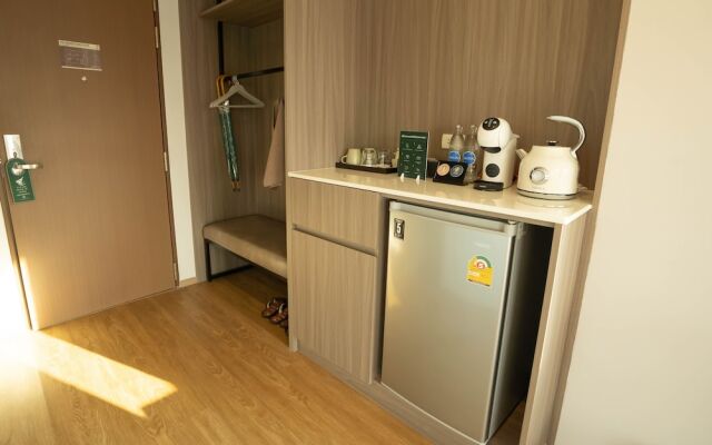 Crystal Srivaree Suvarnabhumi Hotel