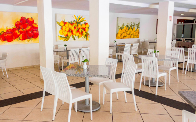 Plaza Pelicanos Club Beach Resort All Inclusive