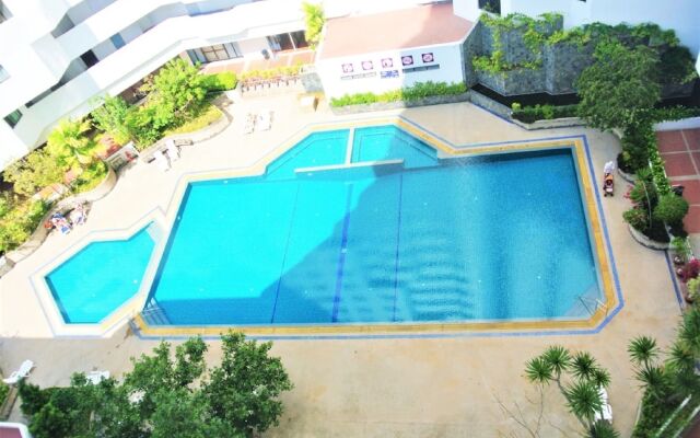 Fantastic sea Pool Views With Huge Terrace at Paradise Condominium Jomtien