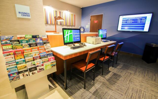 Holiday Inn Express & Suites Miami Airport East by IHG
