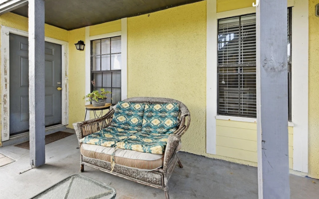 Seaside Villas 18 by Vtrips