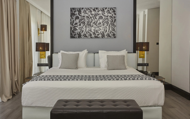 Athenian Riviera Hotel & Suites
