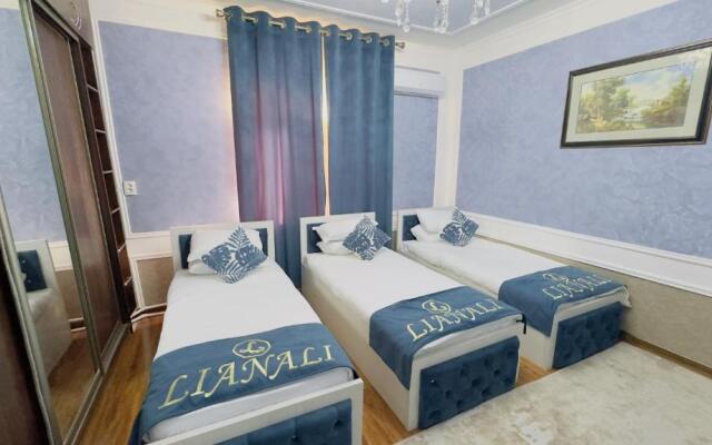 Lianali Hotel