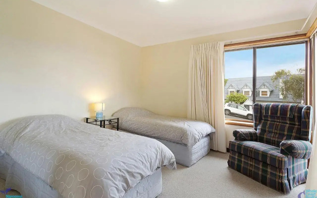 Bayview Unit - Stunning Inlet Views