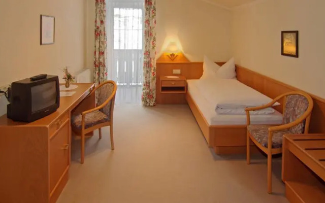 Restaurant-Pension - Dorfcafe