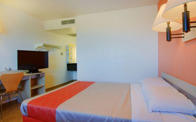 Motel 6-Rapid City, SD
