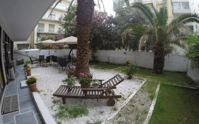 Athina City Hotel