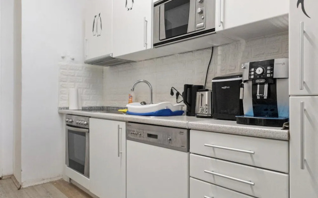 Cozy Room Shared Apt Millennium Tower