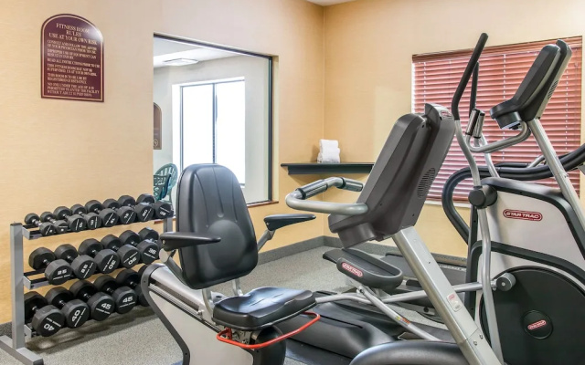 Holiday Inn Express Niles